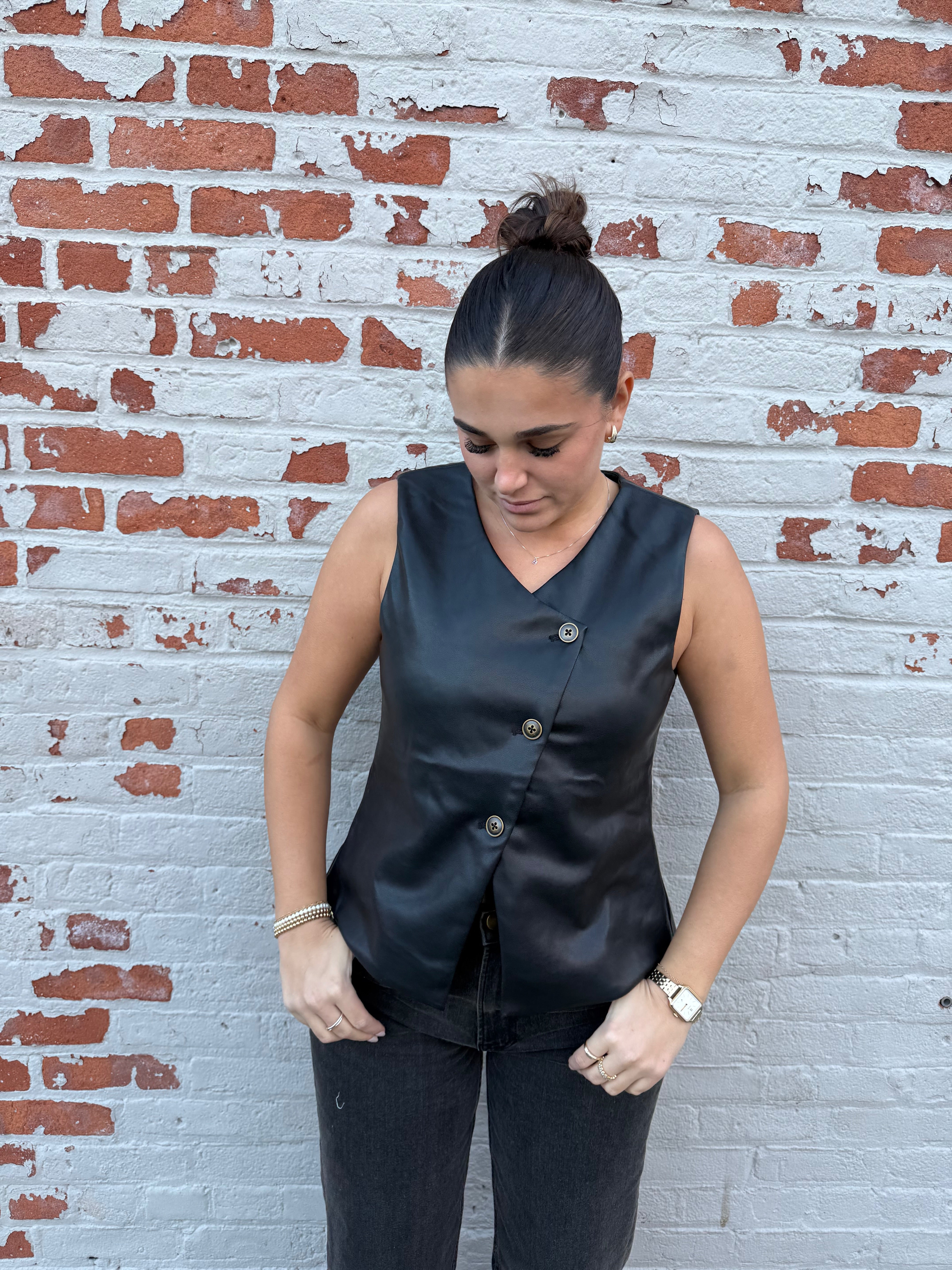 ASYMMETRICAL VEST WITH SHIRT ブラック ZW COLLECTION ASYMMETRIC VEST - Black | ZARA Canada